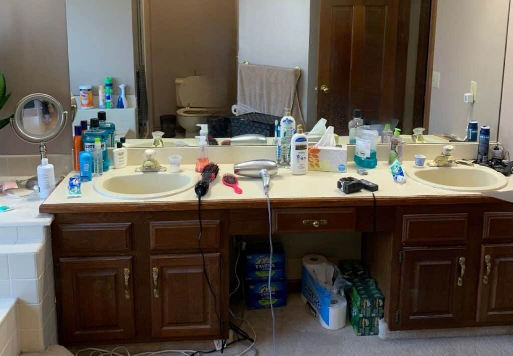 Original master bathroom before remodel located in St Charles mo