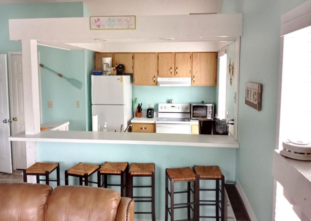 Kitchen in Osage Beach, MO before remodel